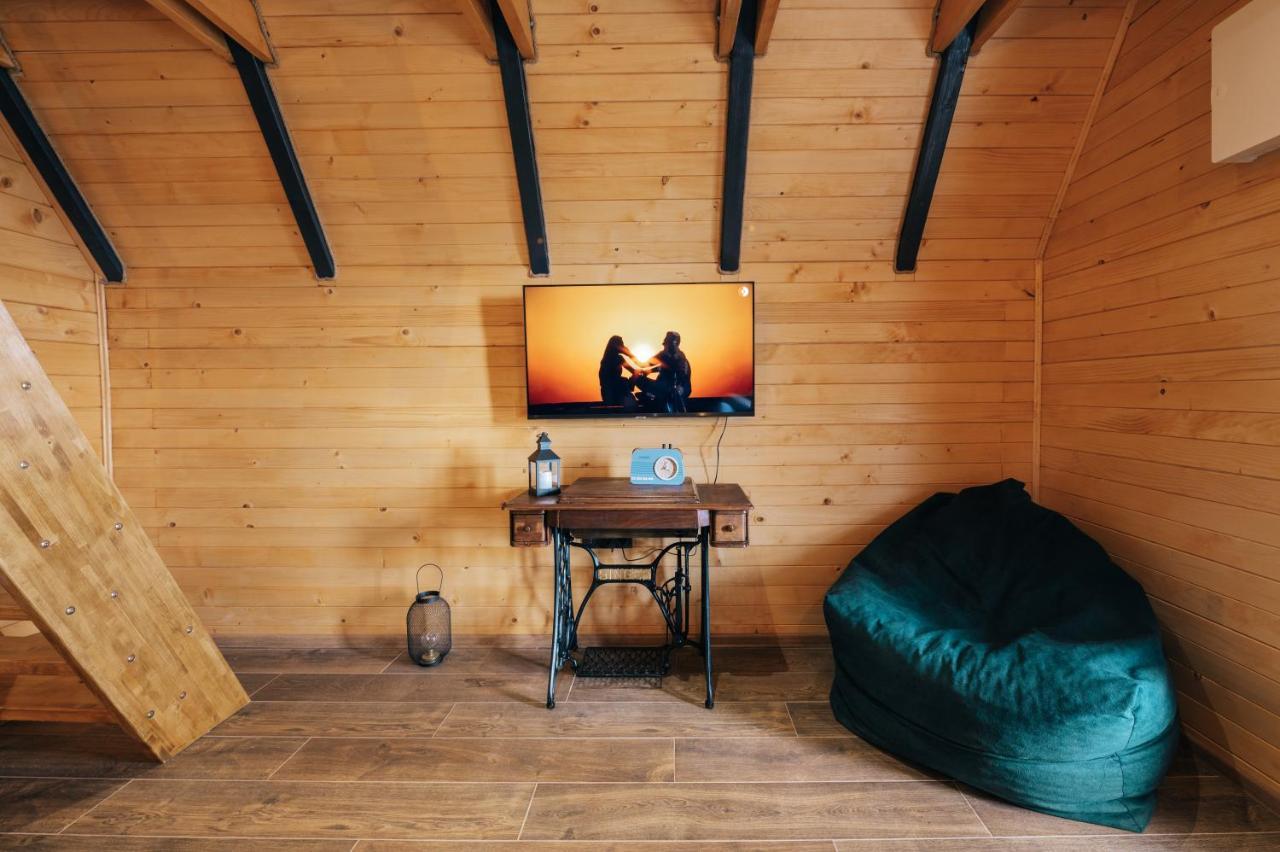Lake House Beliz Ливно Экстерьер фото